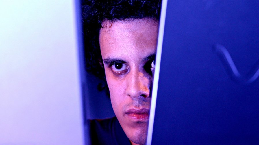 Four Tet releases 0181, an album of previously unreleased material, now released, because Four Tet's released it