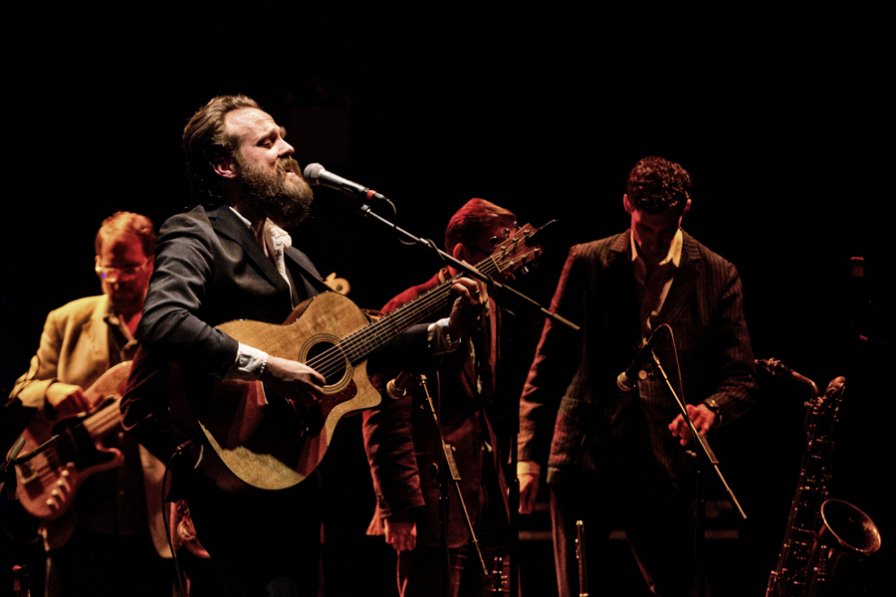 Iron & Wine plan fall tour, nap aggressively in support of worthy causes