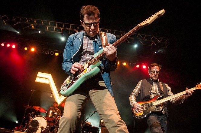 Rivers Cuomo remains optimistic about band's future; new Weezer album titled Everything Will Be Alright in the End
