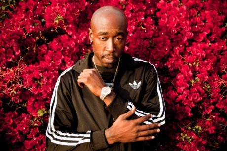 Freddie Gibbs eats a pound of Harold's chicken, films it in slow motion to appeal to the foodies; tours
