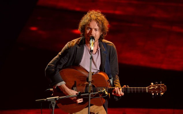 Damien Rice, Irish crooner who didn't piss off all Apple users this week, to tour US
