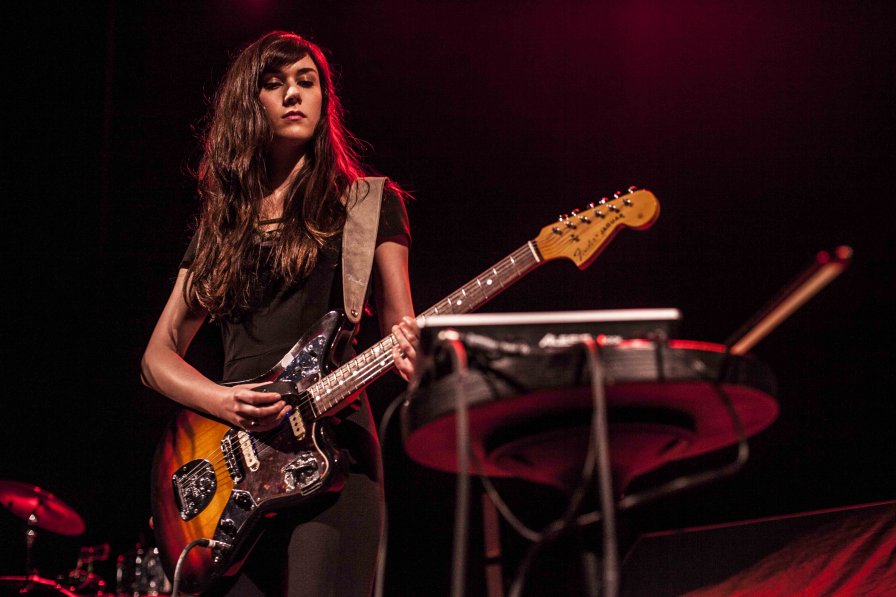Noveller announces European tour, bringing much-needed droning guitars to Latvia