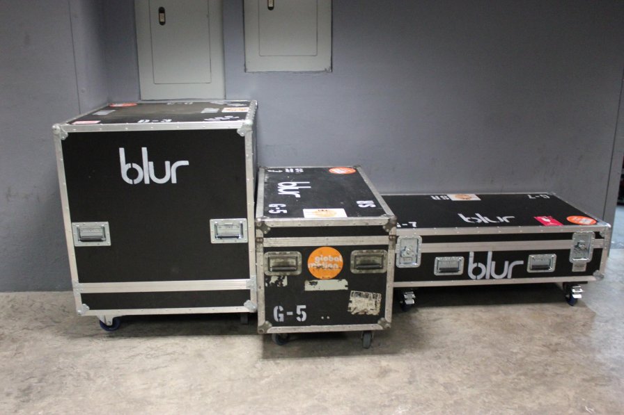 Blur announce a couple of US tour dates... literally.
