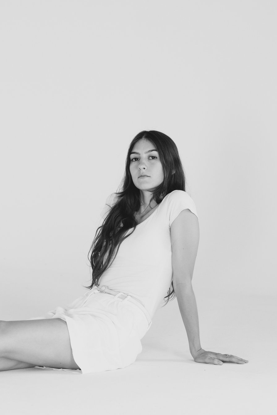 Weyes Blood unveils new album Front Row Seat to Earth, shares video and fall tour dates