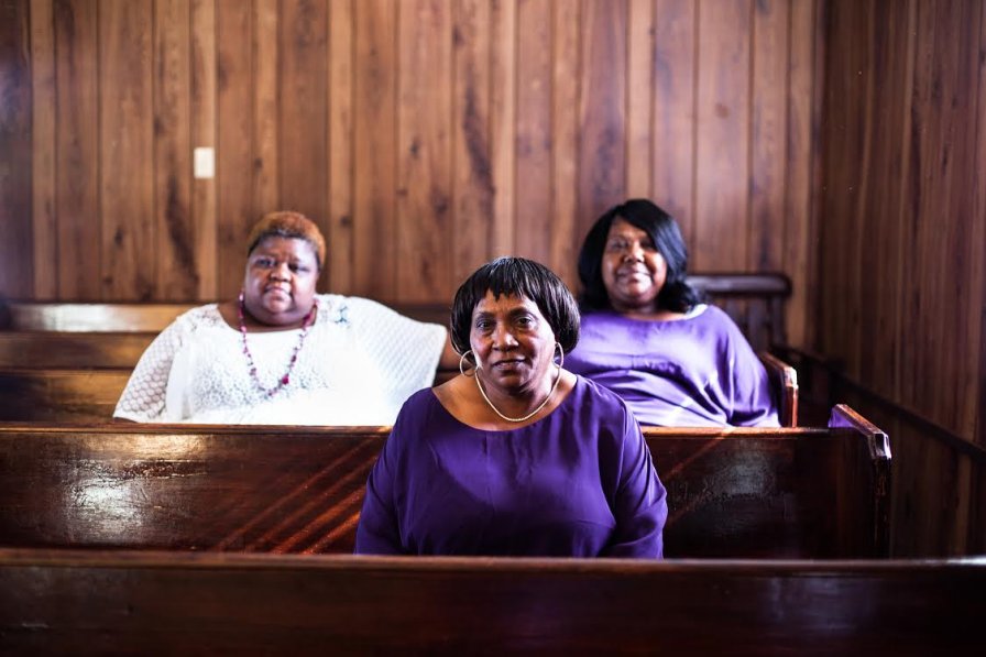 The Como Mamas release new album Move Upstairs, premiere new video "Count Your Blessings" 