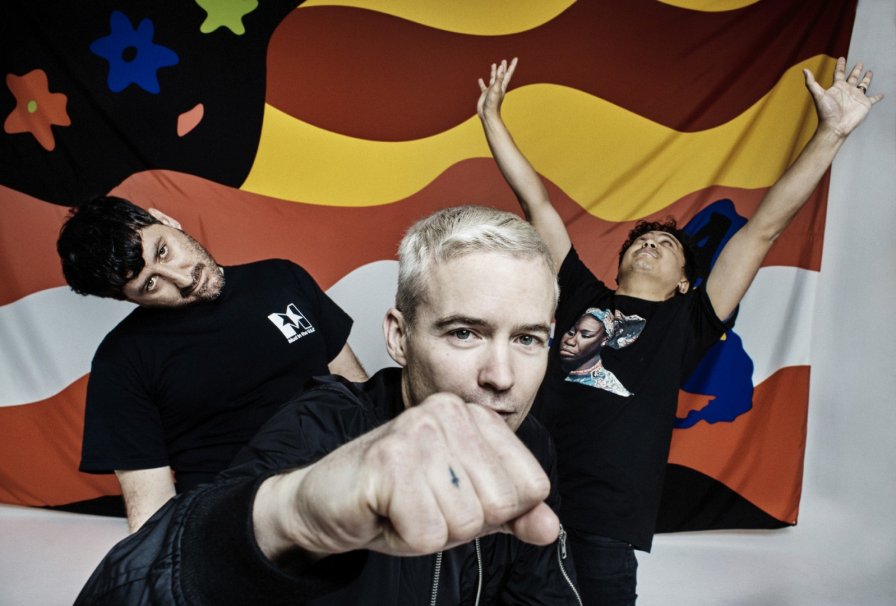 Quick, go see The Avalanches on their first-ever North American headlining tour before they take a 32-year hiatus to record their 3rd album!