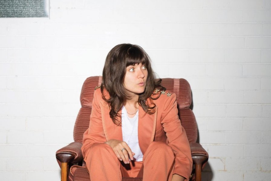 Courtney Barnett loses her band in customs, announces slate of solo US tour dates