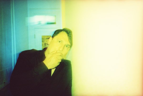 Greg Dulli (Twilight Singers, Afghan Whigs, Gutter Twins) goes on solo tour, presumably under an endless shroud of darkness